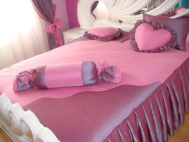 Декор детской комнаты своими руками! Ширма и покрывало для кровати из Икеи. Много фото.